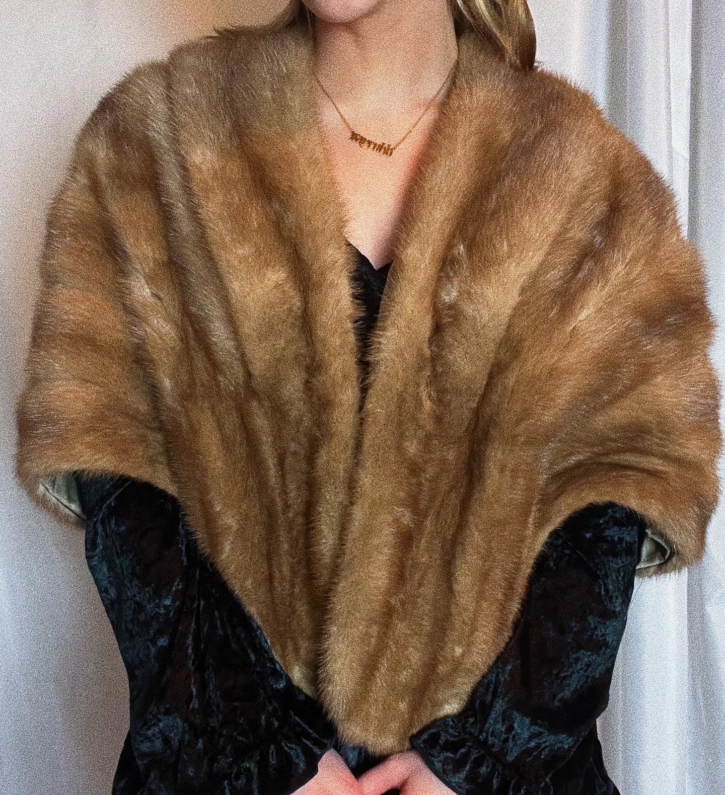 Vintage 2025 fur shawl